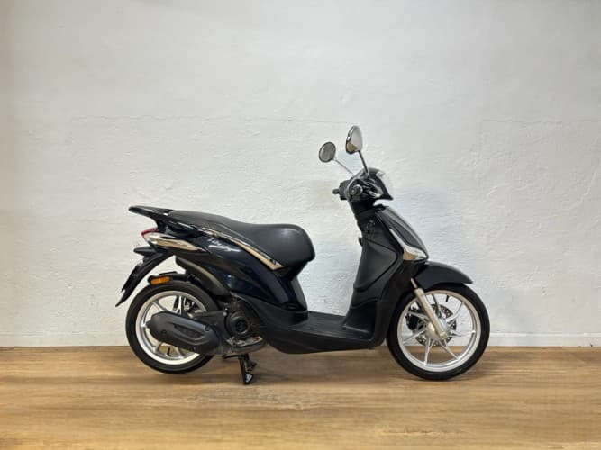PIAGGIO LIBERTY 50 2024 de segunda mano