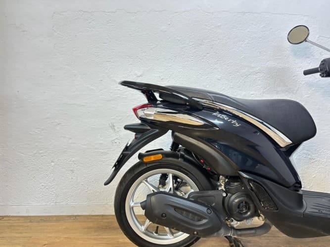 PIAGGIO LIBERTY 50 2024 de segunda mano