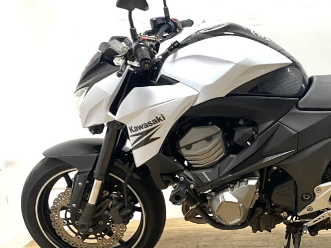 Comprar KAWASAKI Z 800 2013 de segunda mano KAWASAKI Z 800 2013 de segunda mano