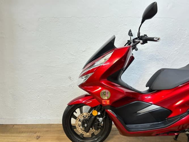 Comprar HONDA PCX 125 2019 de segunda mano HONDA PCX 125 2019 de segunda mano