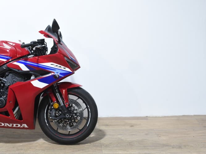 Comprar HONDA CBR 650 R (A)(E CLUTCH) 2025 de segunda mano HONDA CBR 650 R (A)(E CLUTCH) 2025 de segunda mano