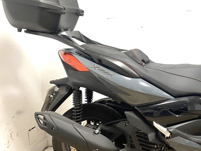 Comprar YAMAHA XMAX 125 (TECH MAX) 2022 de segunda mano YAMAHA XMAX 125 (TECH MAX) 2022 de segunda mano