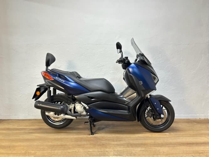 Comprar YAMAHA XMAX 125 2018 de segunda mano YAMAHA XMAX 125 2018 de segunda mano