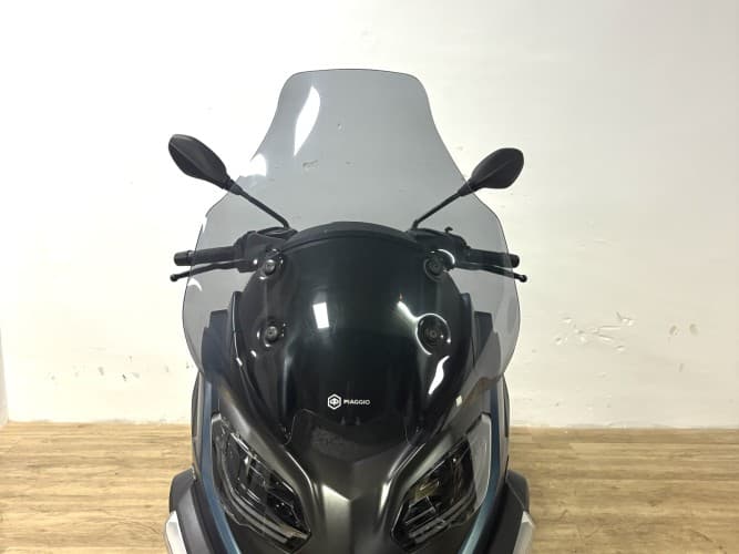 Comprar PIAGGIO MP3 530 HPE 2025 de segunda mano PIAGGIO MP3 530 HPE 2025 de segunda mano