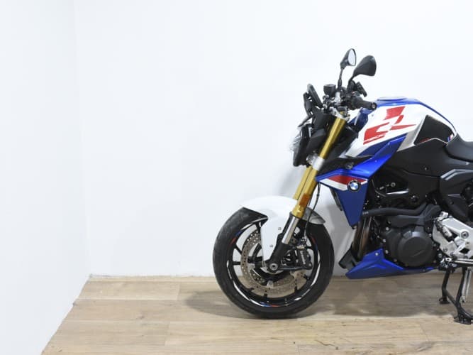 BMW F 900 R 2024 de segunda mano
