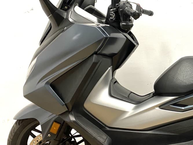 Comprar HONDA FORZA 350 2023 de segunda mano HONDA FORZA 350 2023 de segunda mano