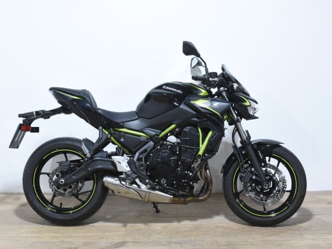 Comprar KAWASAKI Z 650 (A) 2022 de segunda mano KAWASAKI Z 650 (A) 2022 de segunda mano