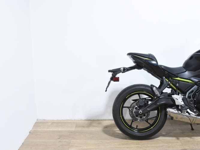 Comprar KAWASAKI Z 650 (A) 2022 de segunda mano KAWASAKI Z 650 (A) 2022 de segunda mano