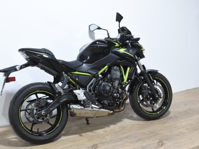 Comprar KAWASAKI Z 650 (A) 2022 de segunda mano KAWASAKI Z 650 (A) 2022 de segunda mano