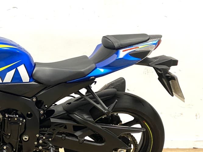 SUZUKI GSX R600 2016 de segunda mano