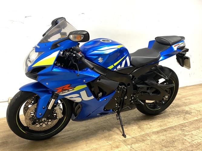 SUZUKI GSX R600 2016 de segunda mano