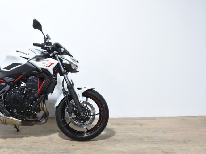 Comprar KAWASAKI Z 650 (A2) 2022 de segunda mano KAWASAKI Z 650 (A2) 2022 de segunda mano