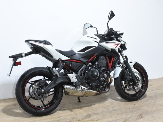 Comprar KAWASAKI Z 650 (A2) 2022 de segunda mano KAWASAKI Z 650 (A2) 2022 de segunda mano