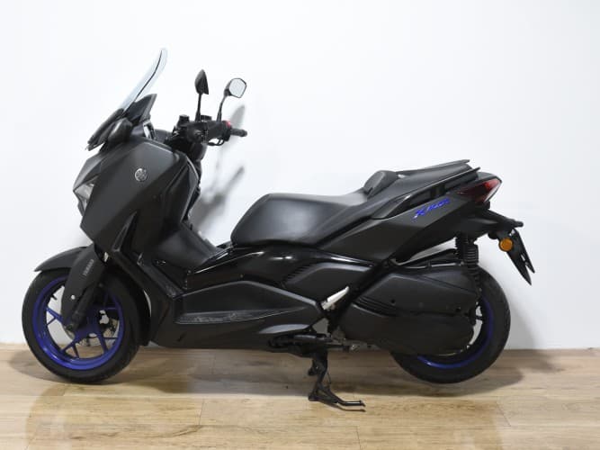 Comprar YAMAHA XMAX 300 2024 de segunda mano YAMAHA XMAX 300 2024 de segunda mano