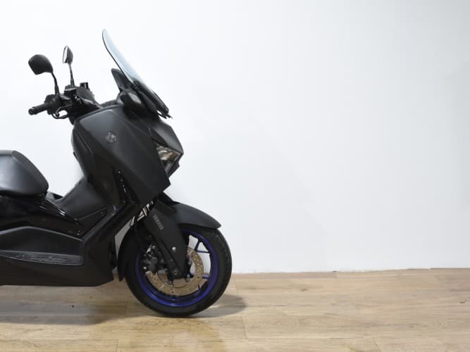 Comprar YAMAHA XMAX 300 2024 de segunda mano YAMAHA XMAX 300 2024 de segunda mano