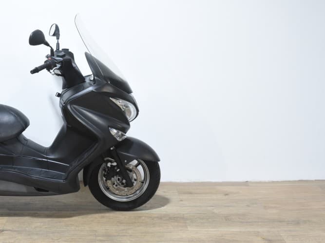 SUZUKI BURGMAN 125 2014 de segunda mano