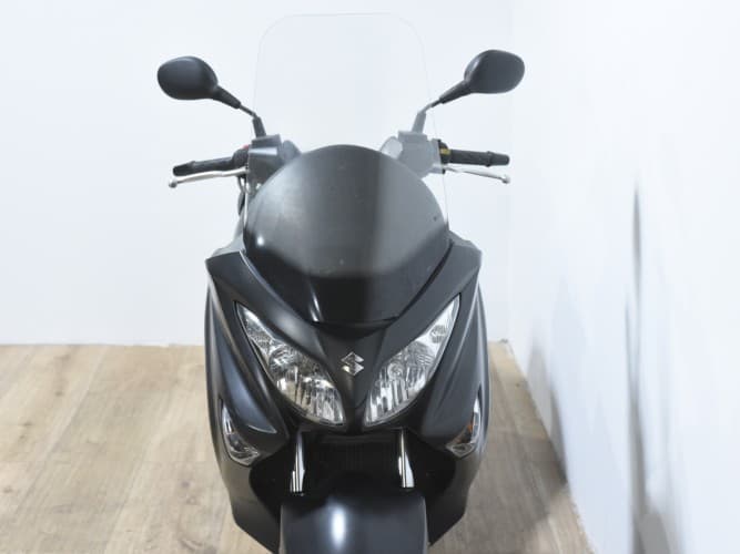 SUZUKI BURGMAN 125 2014 de segunda mano
