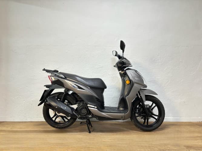 SYM SYMPHONY 125 2024 de segunda mano