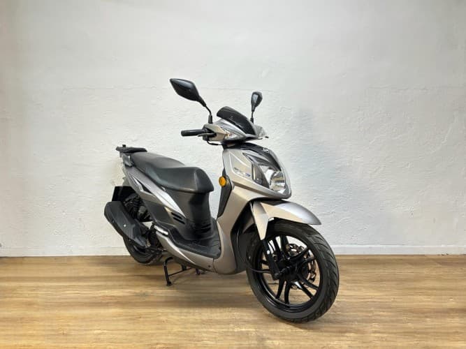 SYM SYMPHONY 125 2024 de segunda mano