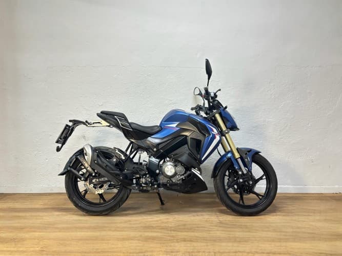 Comprar KEEWAY RKF 125 2022 de segunda mano KEEWAY RKF 125 2022 de segunda mano