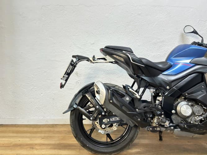 Comprar KEEWAY RKF 125 2022 de segunda mano KEEWAY RKF 125 2022 de segunda mano