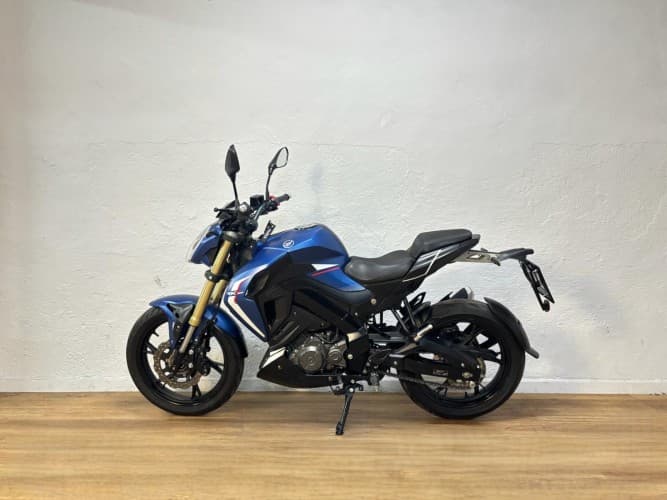 Comprar KEEWAY RKF 125 2022 de segunda mano KEEWAY RKF 125 2022 de segunda mano