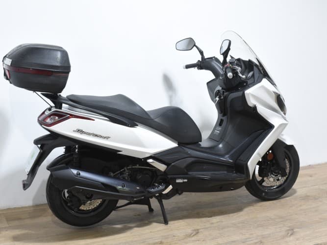 KYMCO SUPER DINK 350 2018 de segunda mano