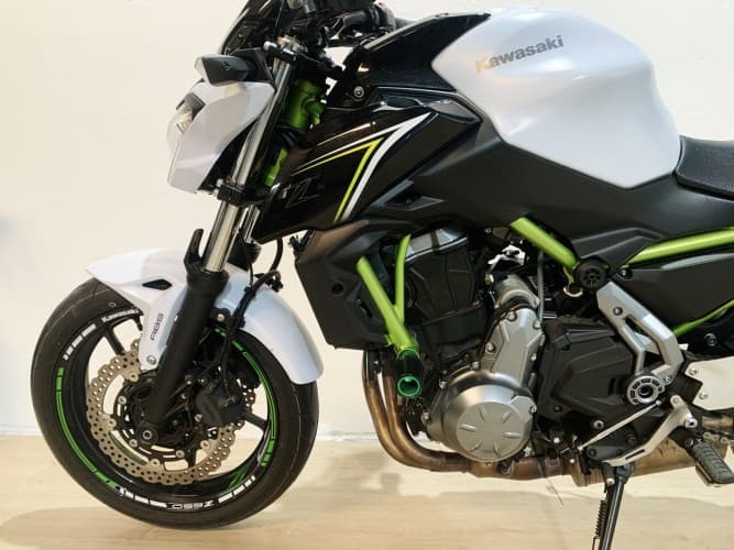 Comprar KAWASAKI Z 650 (A2)(ABS) 2018 de segunda mano KAWASAKI Z 650 (A2)(ABS) 2018 de segunda mano