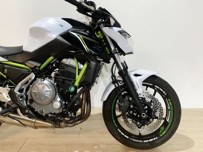 Comprar KAWASAKI Z 650 (A2)(ABS) 2018 de segunda mano KAWASAKI Z 650 (A2)(ABS) 2018 de segunda mano