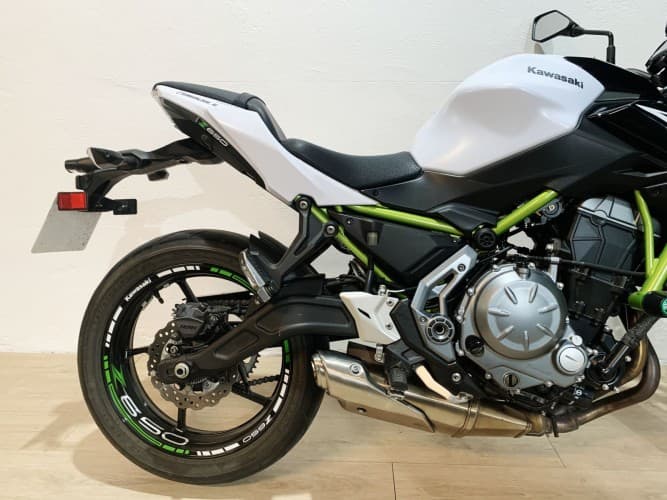Comprar KAWASAKI Z 650 (A2)(ABS) 2018 de segunda mano KAWASAKI Z 650 (A2)(ABS) 2018 de segunda mano
