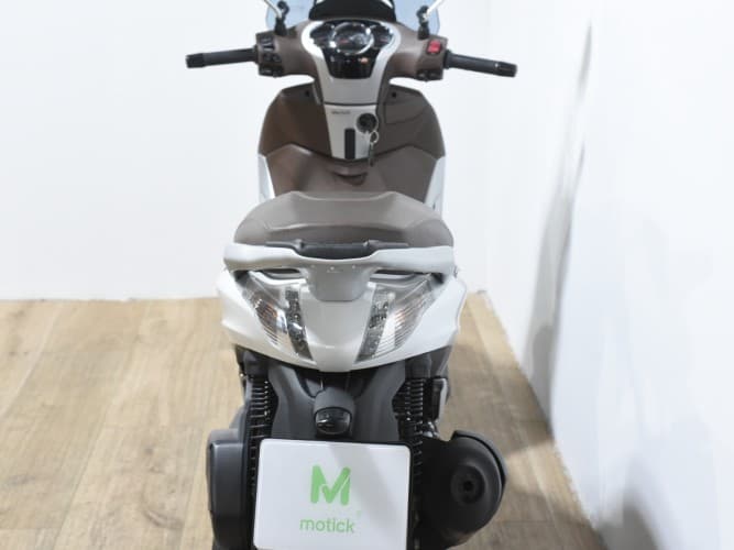 PIAGGIO BEVERLY 300 2019 de segunda mano