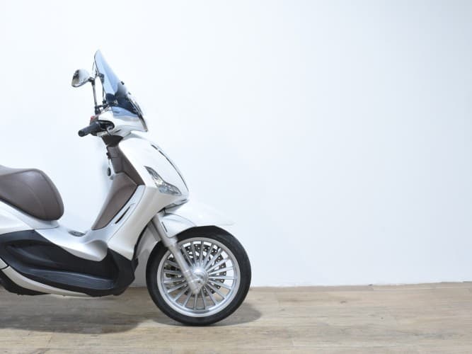 PIAGGIO BEVERLY 300 2019 de segunda mano