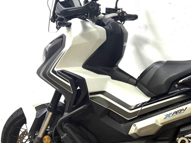 Comprar HONDA X-ADV 750 (A) 2019 de segunda mano HONDA X-ADV 750 (A) 2019 de segunda mano