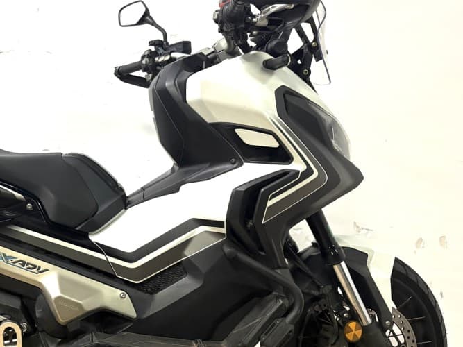 Comprar HONDA X-ADV 750 (A) 2019 de segunda mano HONDA X-ADV 750 (A) 2019 de segunda mano