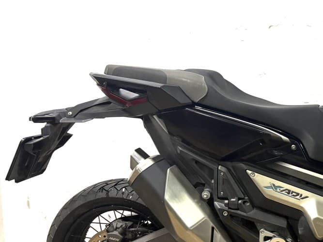 Comprar HONDA X-ADV 750 (A) 2019 de segunda mano HONDA X-ADV 750 (A) 2019 de segunda mano