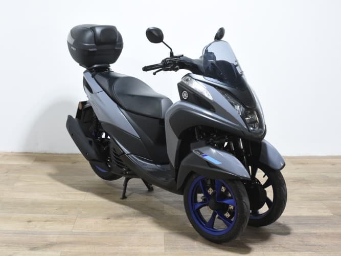 Comprar YAMAHA TRICITY 125 2020 de segunda mano YAMAHA TRICITY 125 2020 de segunda mano