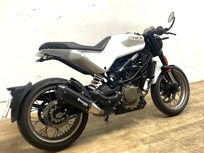 HUSQVARNA VITPILEN 401 2022 de segunda mano