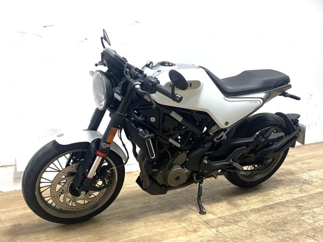 HUSQVARNA VITPILEN 401 2022 de segunda mano