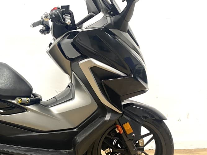 HONDA FORZA 350 2021 de segunda mano