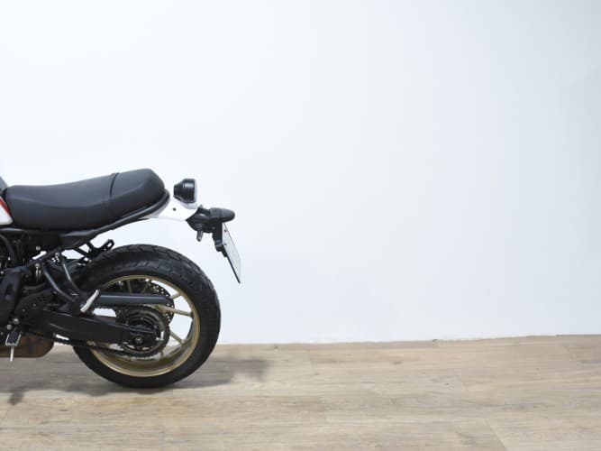 YAMAHA XSR 700 (A) 2022 de segunda mano