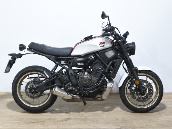 YAMAHA XSR 700 (A) 2022 de segunda mano