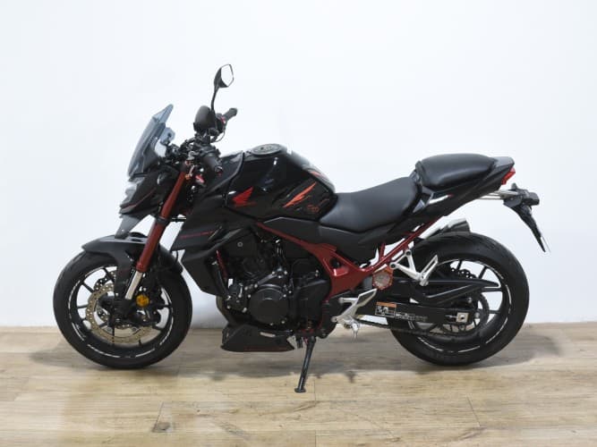 HONDA CB 750 HORNET 2023 de segunda mano