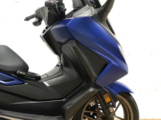Comprar HONDA FORZA 350 2023 de segunda mano HONDA FORZA 350 2023 de segunda mano