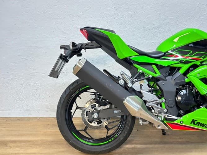KAWASAKI NINJA 125 2024 de segunda mano