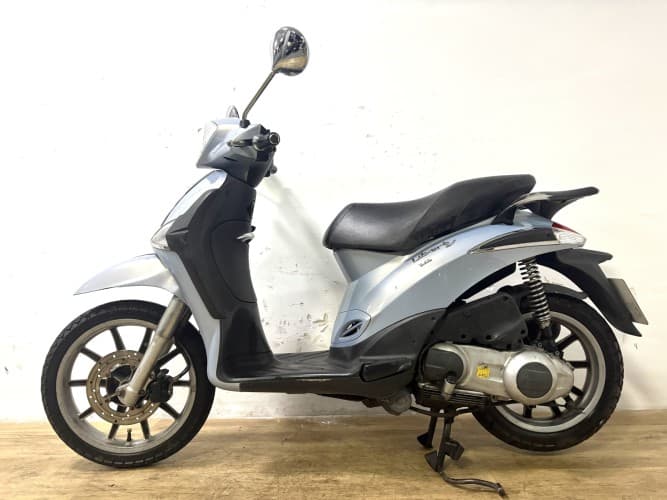 Comprar PIAGGIO LIBERTY 125 RST 2012 de segunda mano PIAGGIO LIBERTY 125 RST 2012 de segunda mano