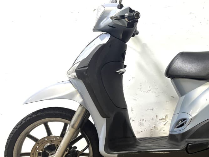 Comprar PIAGGIO LIBERTY 125 RST 2012 de segunda mano PIAGGIO LIBERTY 125 RST 2012 de segunda mano