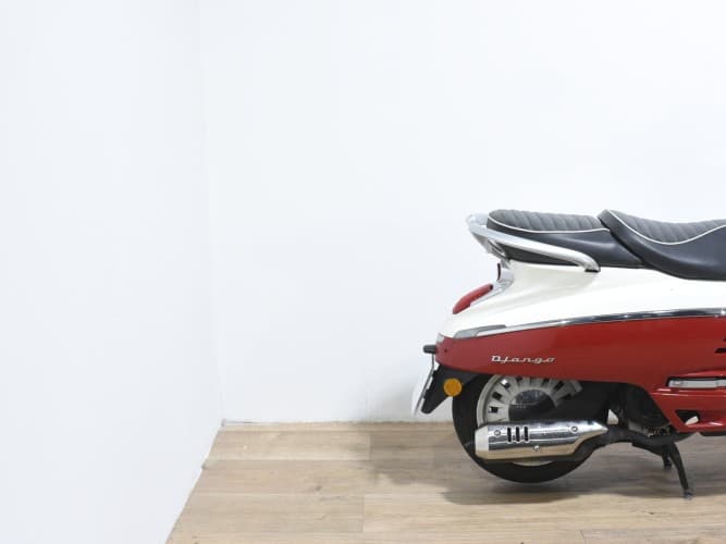 PEUGEOT DJANGO 125 2024 de segunda mano