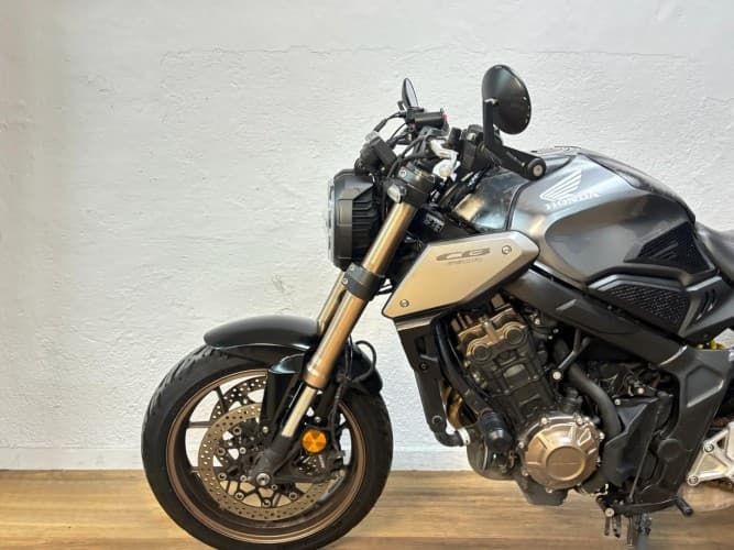 HONDA CB 650 R (A2) 2022 de segunda mano