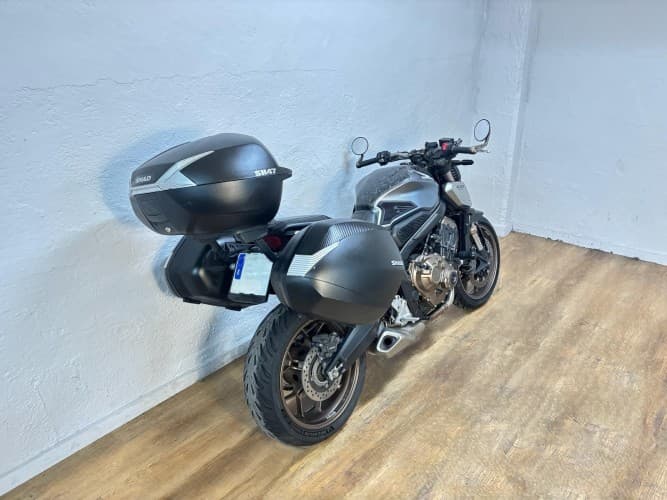 HONDA CB 650 R (A2) 2022 de segunda mano