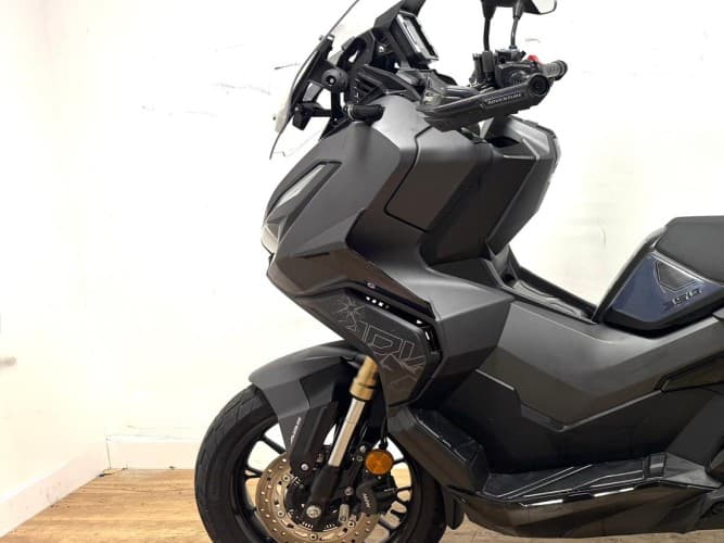Comprar HONDA ADV 350 2023 de segunda mano HONDA ADV 350 2023 de segunda mano